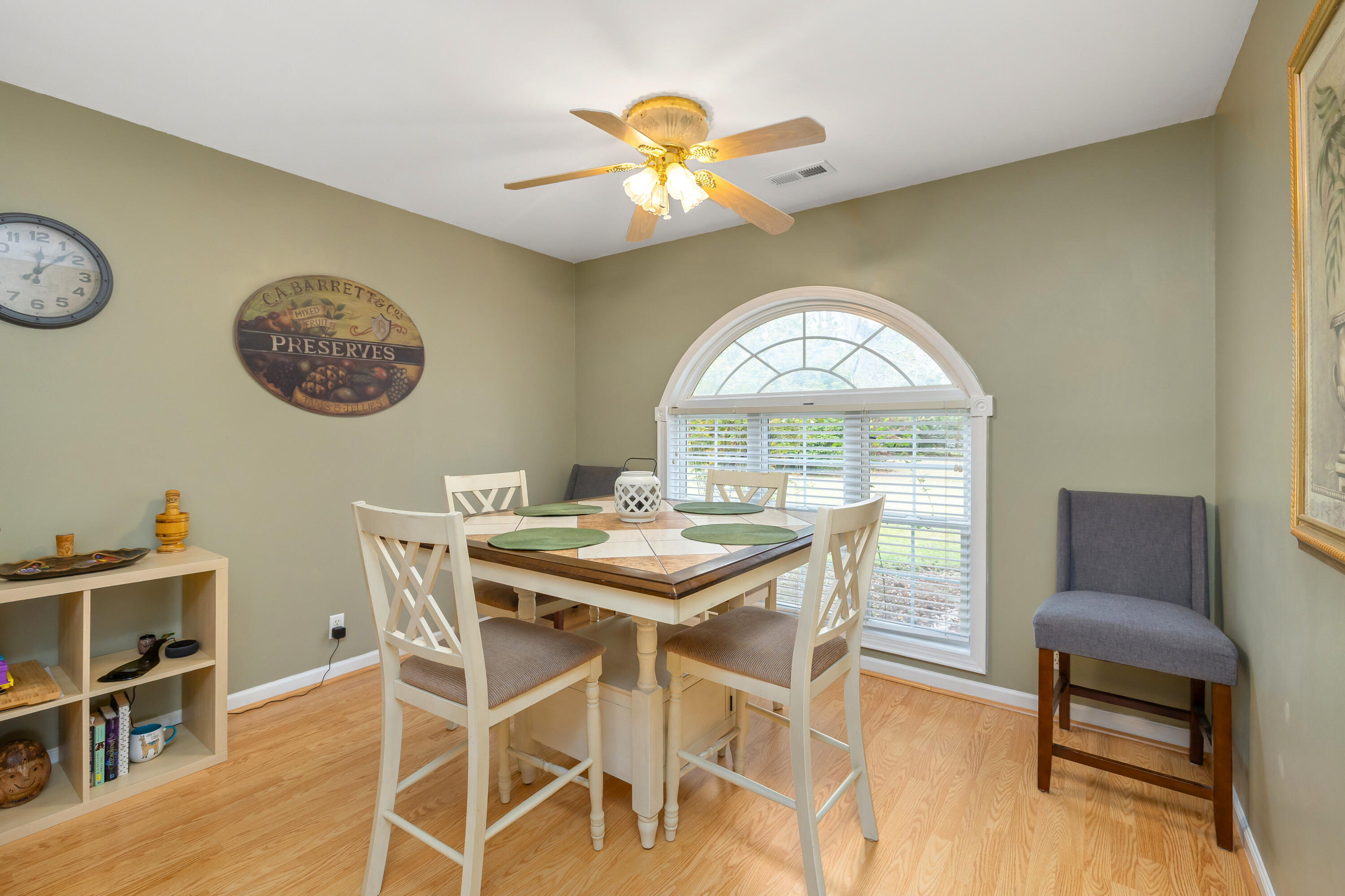 105 Oakview Circle Manning, SC 29102 - Photo 12 of 57