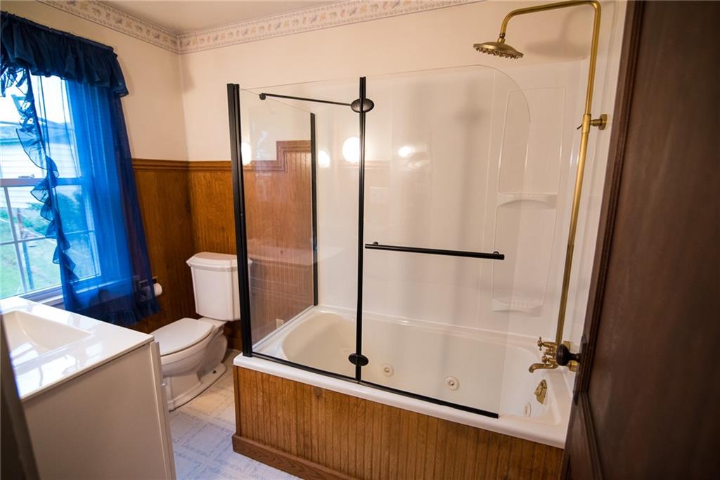 1834 Devonshire Road Coraopolis, PA 15108 - Photo 20 of 35 Gallery Image 20