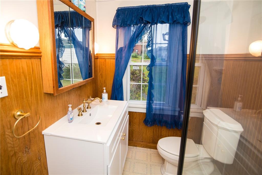 1834 Devonshire Road Coraopolis, PA 15108 - Photo 21 of 35 Gallery Image 21