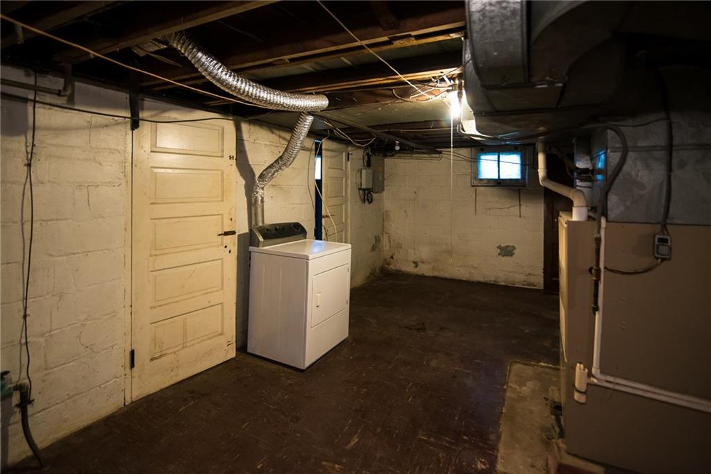 1834 Devonshire Road Coraopolis, PA 15108 - Photo 31 of 35 Gallery Image 31