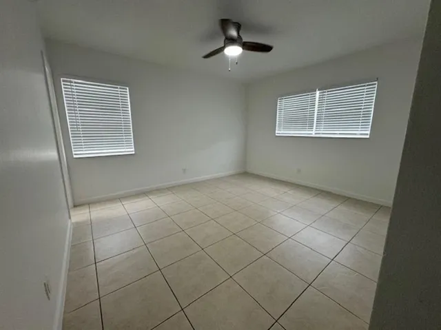 $2,025 | 3601 Van Buren Street, Unit 9, Hollywood, FL 33021