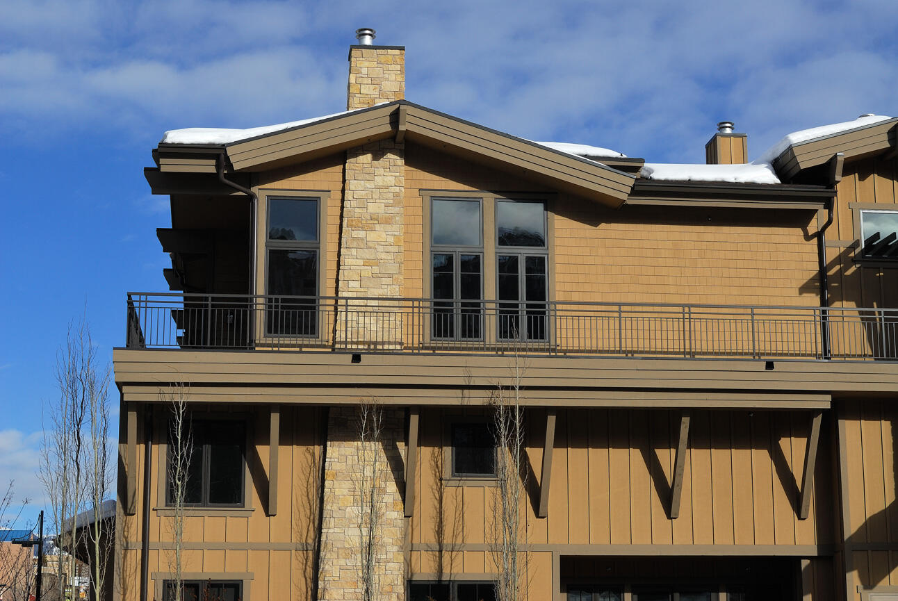 222 Second Avenue, Unit 13 Ketchum, ID 83340 - Photo 26 of 35 Wrap around exterior deck