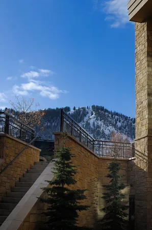 $3,990,000 | 222 Second Avenue, Unit 13, Ketchum, ID 83340
