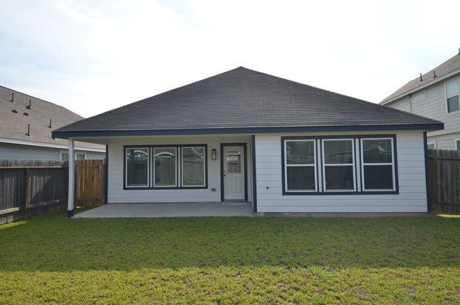 5626 Brooklyn Rose Drive Rosharon, TX 77583 - Photo 48 of 50 Gallery Image 48