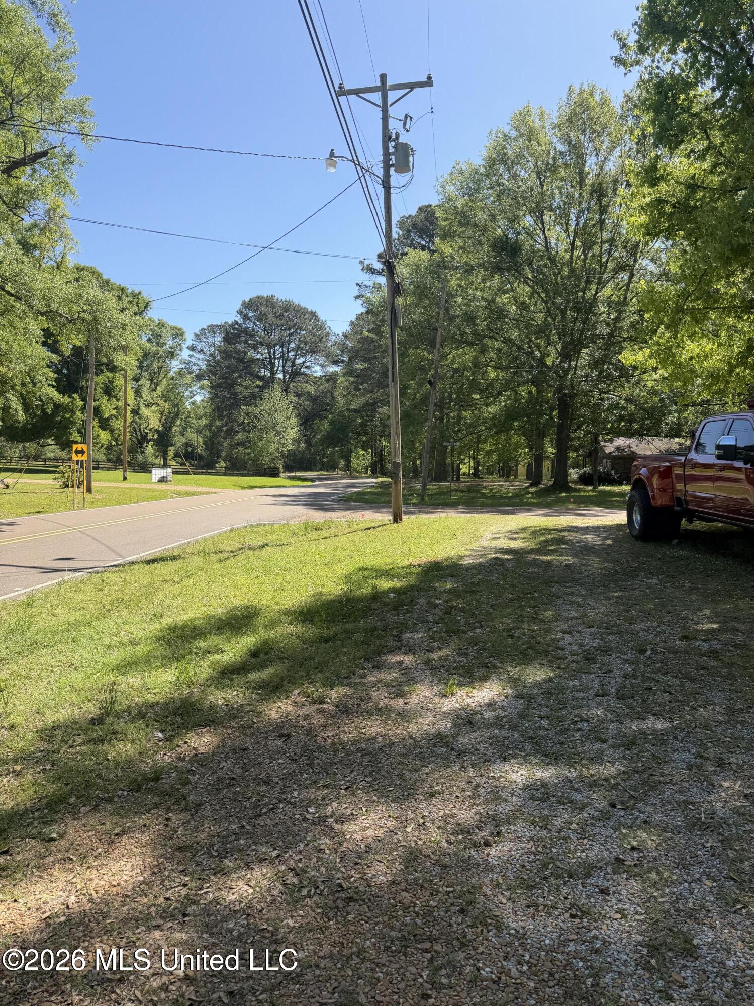 1028 Busy Corner Road Gloster, MS 39638 - Photo 8 of 20 IMG_2353