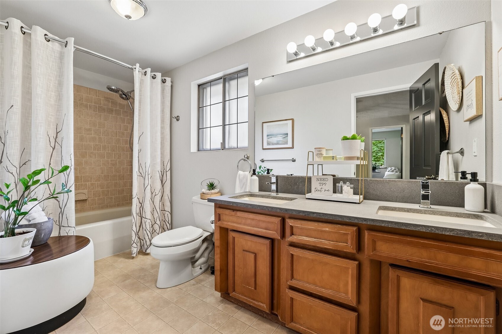 15408 Waller Road East Tacoma, WA 98445 - Photo 23 of 40