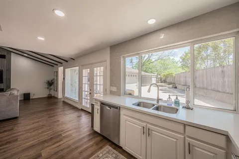$355,000 | 6517 Whitman Avenue, Fort Worth, TX 76133