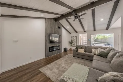 $355,000 | 6517 Whitman Avenue, Fort Worth, TX 76133