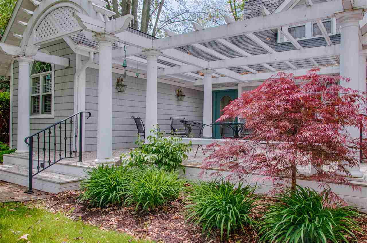 8537 East Black Point Road Syracuse, IN 46567 - Photo 5 of 25 Gallery Image 5