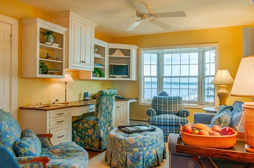8537 East Black Point Road Syracuse, IN 46567 - Photo 9 of 25 Gallery Image 9
