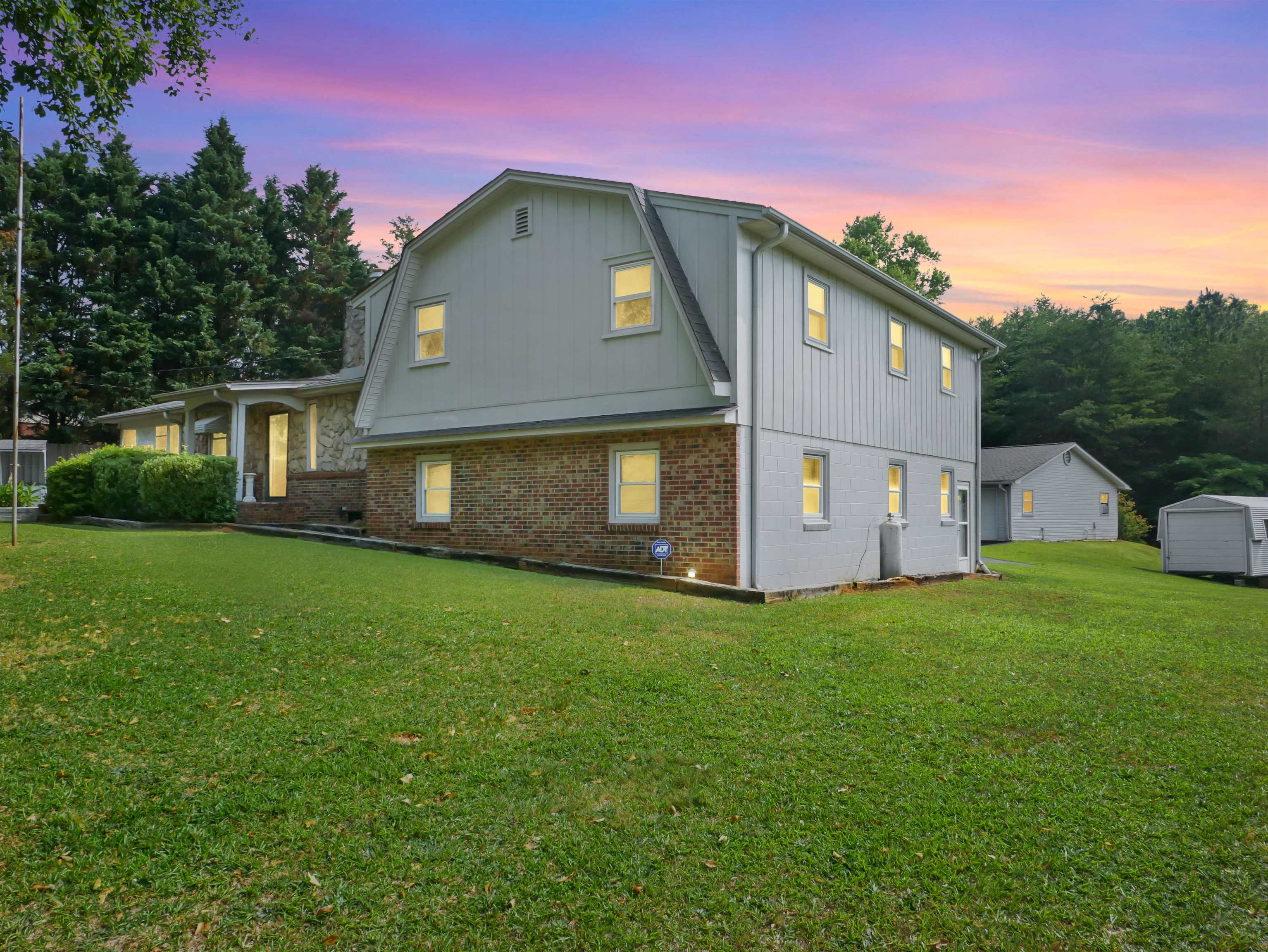137 Turner Barton Road Landrum, SC 29356 - Photo 3 of 34