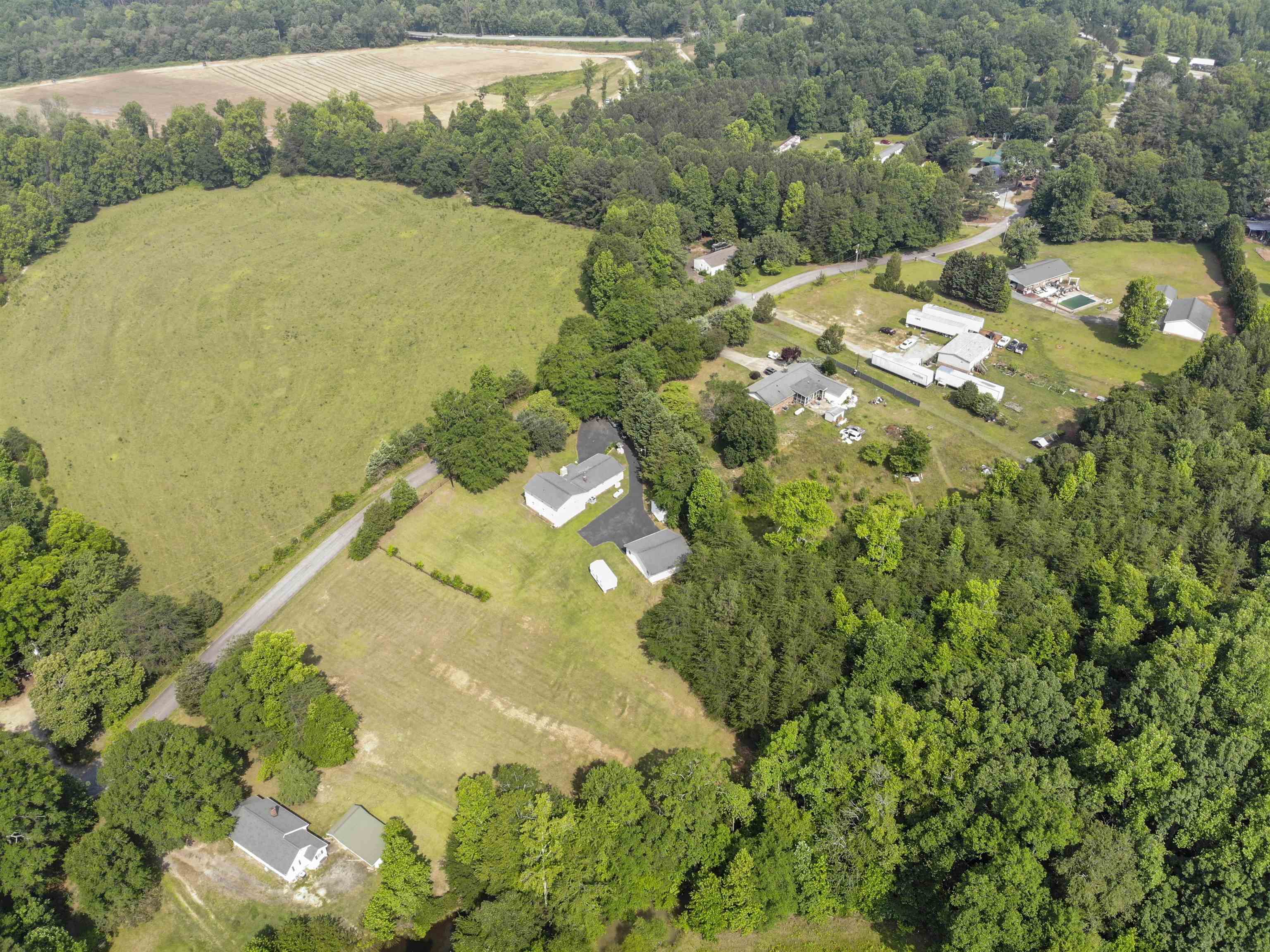 137 Turner Barton Road Landrum, SC 29356 - Photo 31 of 34