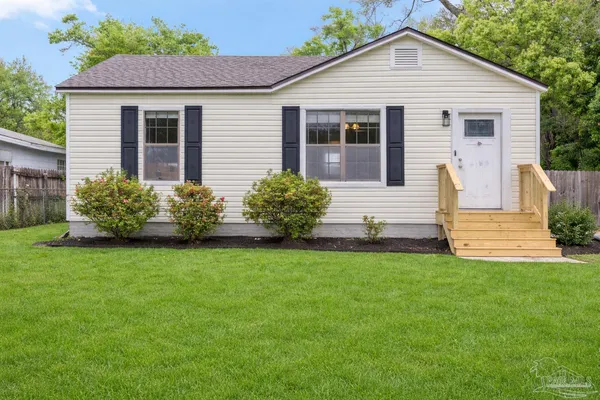 $239,000 | 1760 West Romana Street, Pensacola, FL 32502