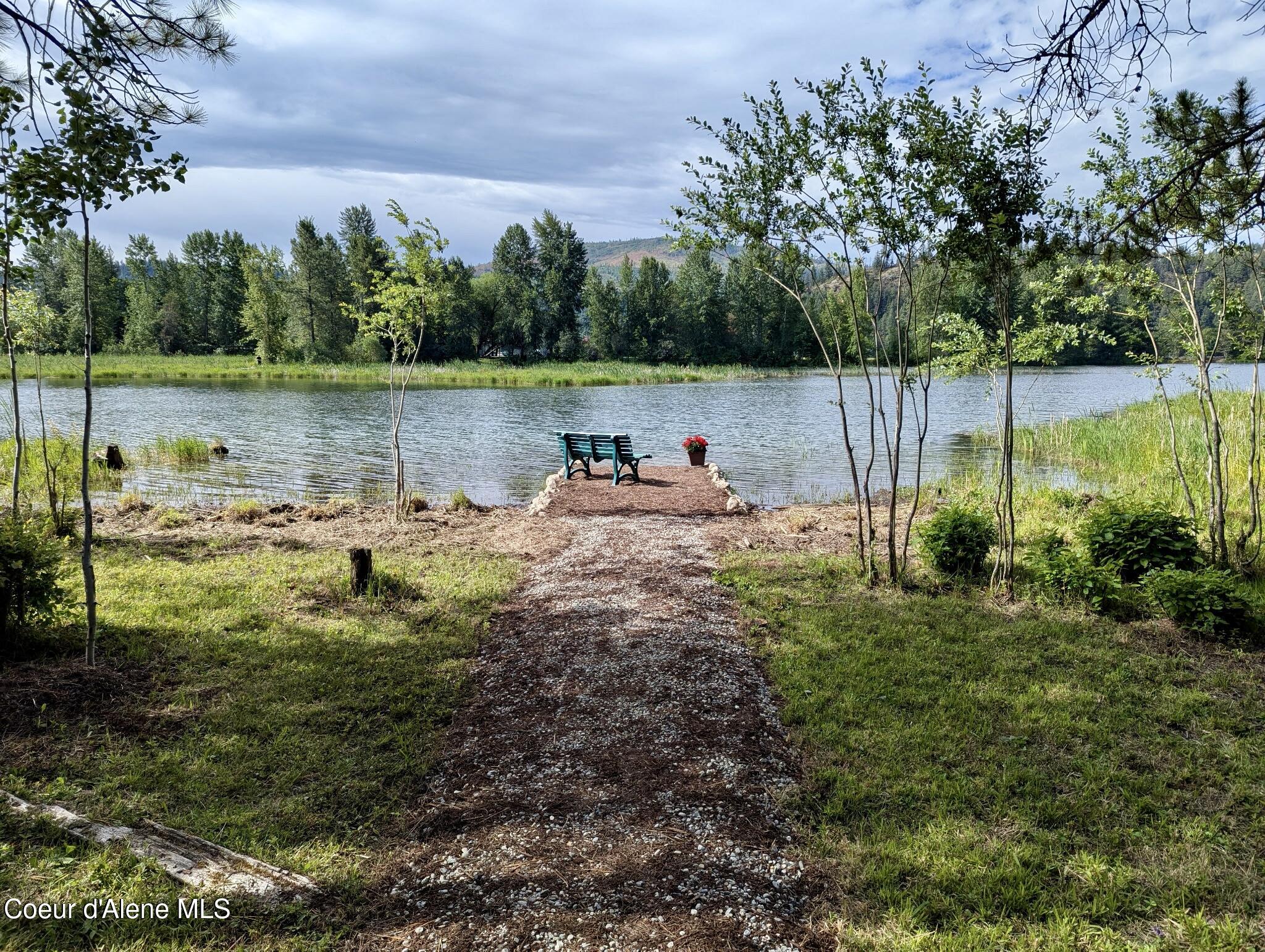 891 Ames Way Dover, ID 83825 - Photo 50 of 66 52. Beach close up from trail