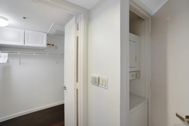 $389,900 | 101 West Market Street, Unit 307, San Diego, CA 92101