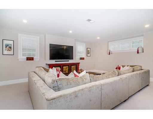 60 Suffolk Road Wellesley, MA 02481 - Photo 22 of 30