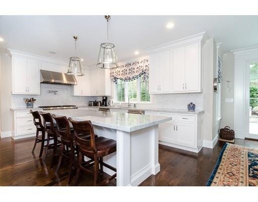 60 Suffolk Road Wellesley, MA 02481 - Photo 3 of 30