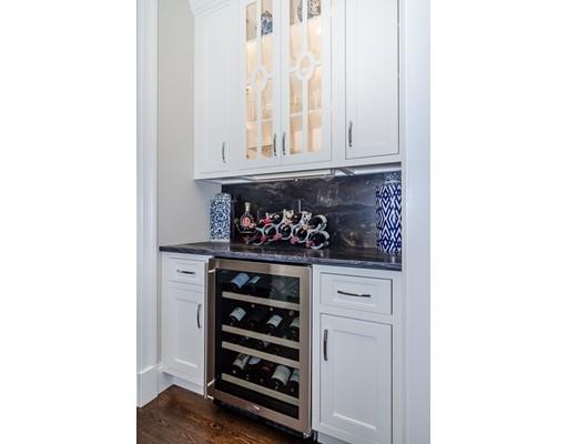60 Suffolk Road Wellesley, MA 02481 - Photo 8 of 30