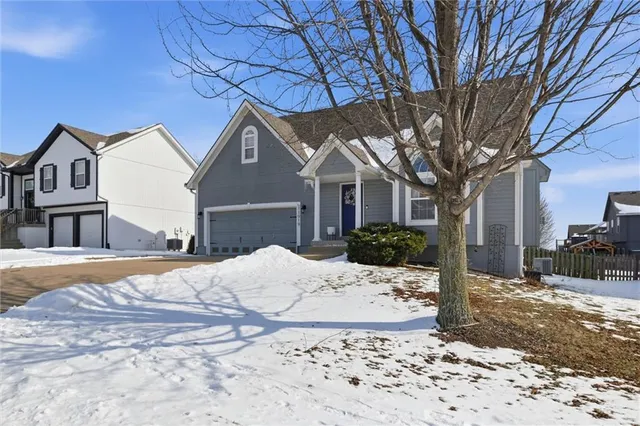 $399,000 | 11919 North Belmont Avenue, Kansas City, MO 64156