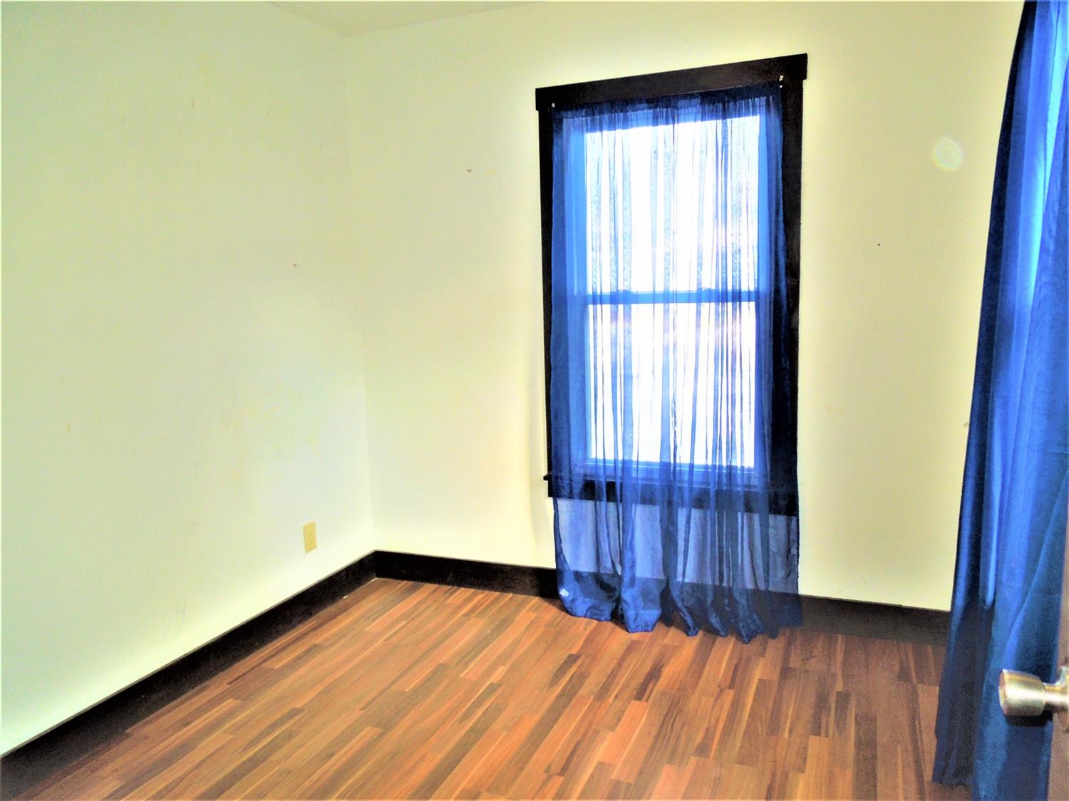 138 Ridge Avenue Lawrenceburg, IN 47025 - Photo 17 of 31 Gallery Image 17