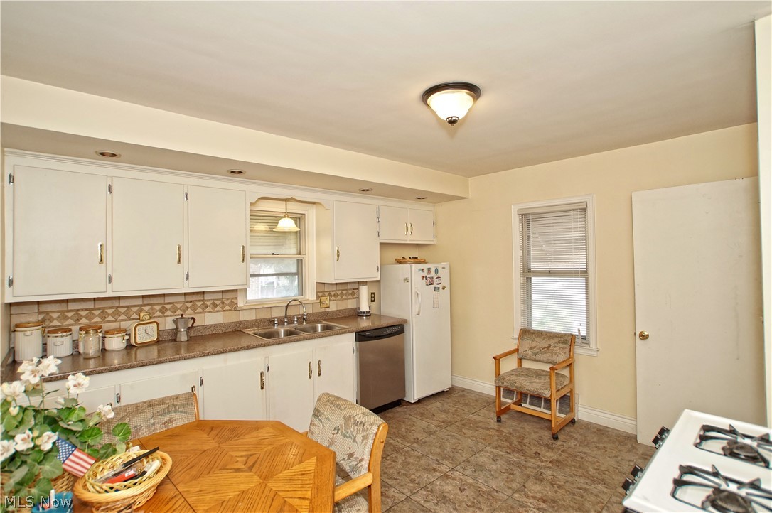 1530 Rockefeller Road Wickliffe, OH 44092 - Photo 7 of 23 Gallery Image 7