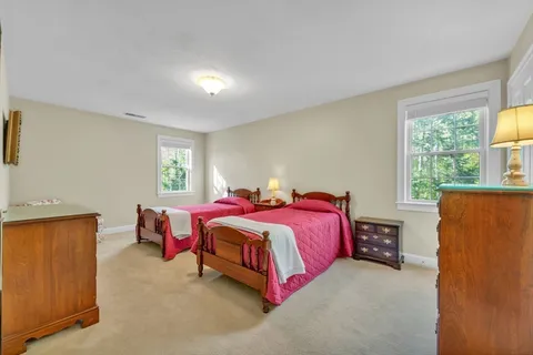 $789,500 | 10 Turner Lane, Sturbridge, MA 01566