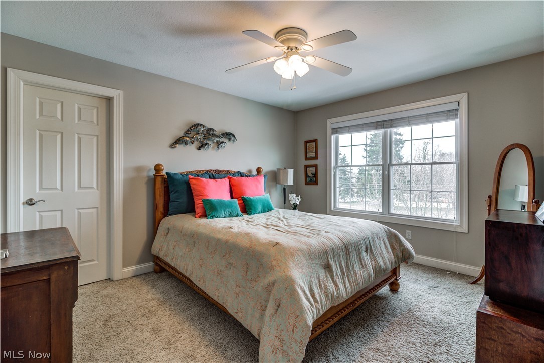 16449 Drake Road Strongsville, OH 44136 - Photo 27 of 35