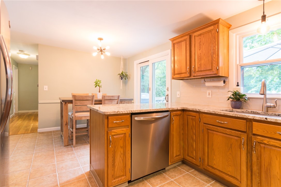 46 S Road North Kingstown, RI 02852 - Photo 9 of 39 Gallery Image 9