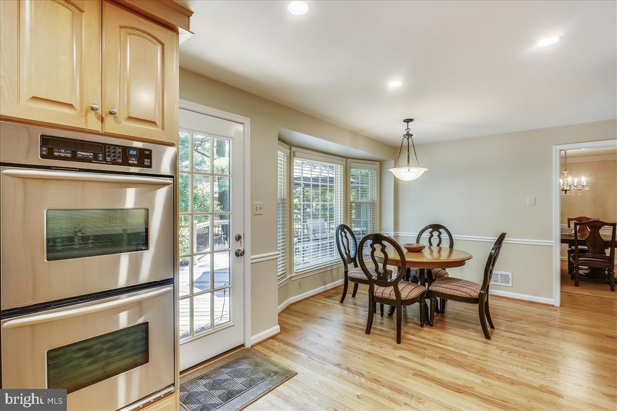 8716 Cold Spring Road Potomac, MD 20854 - Photo 12 of 64