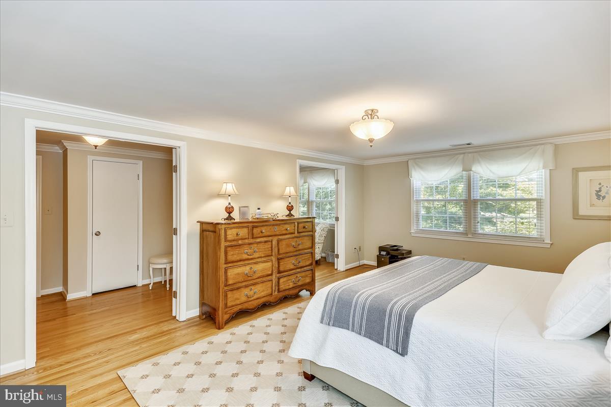 8716 Cold Spring Road Potomac, MD 20854 - Photo 26 of 64