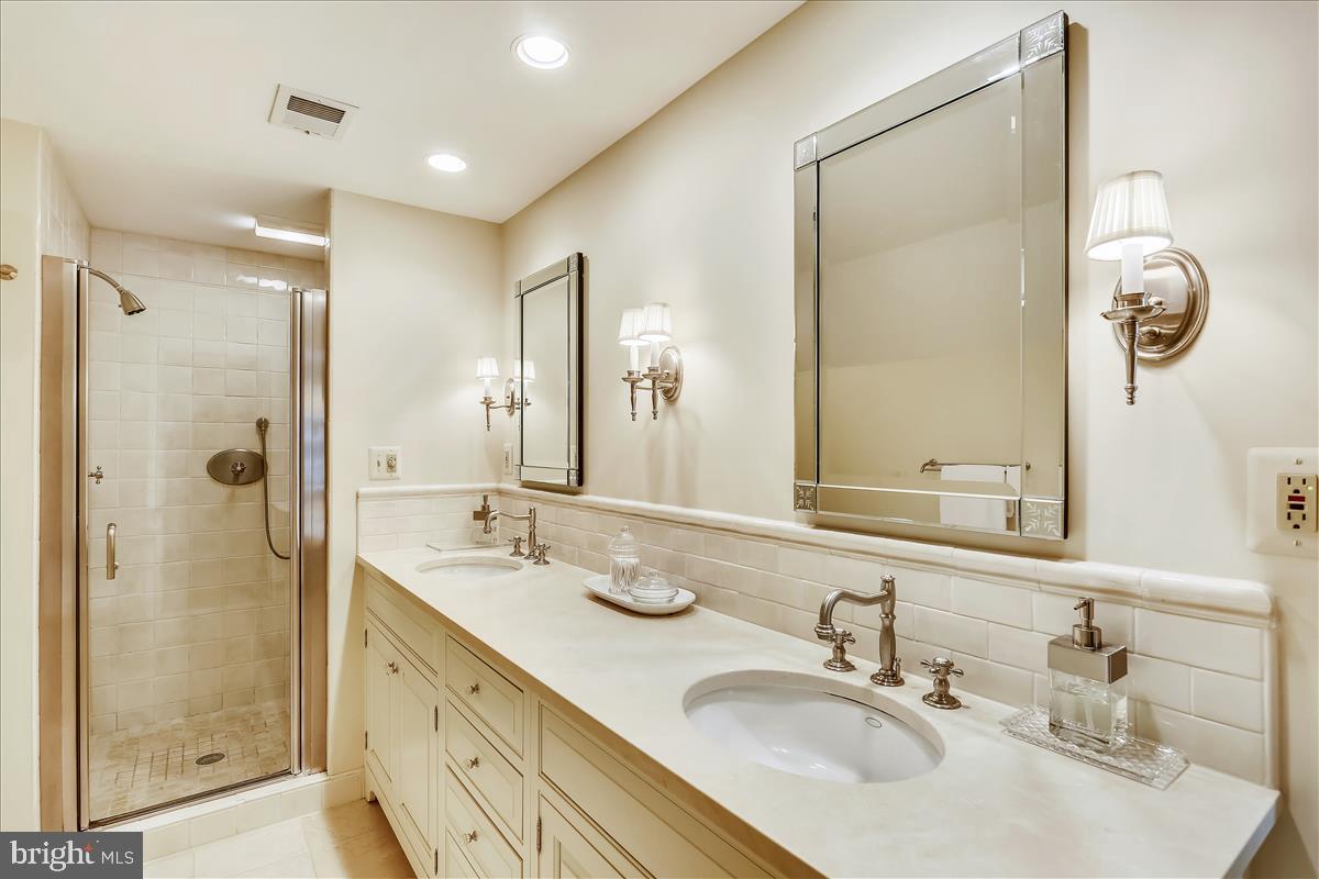 8716 Cold Spring Road Potomac, MD 20854 - Photo 29 of 64