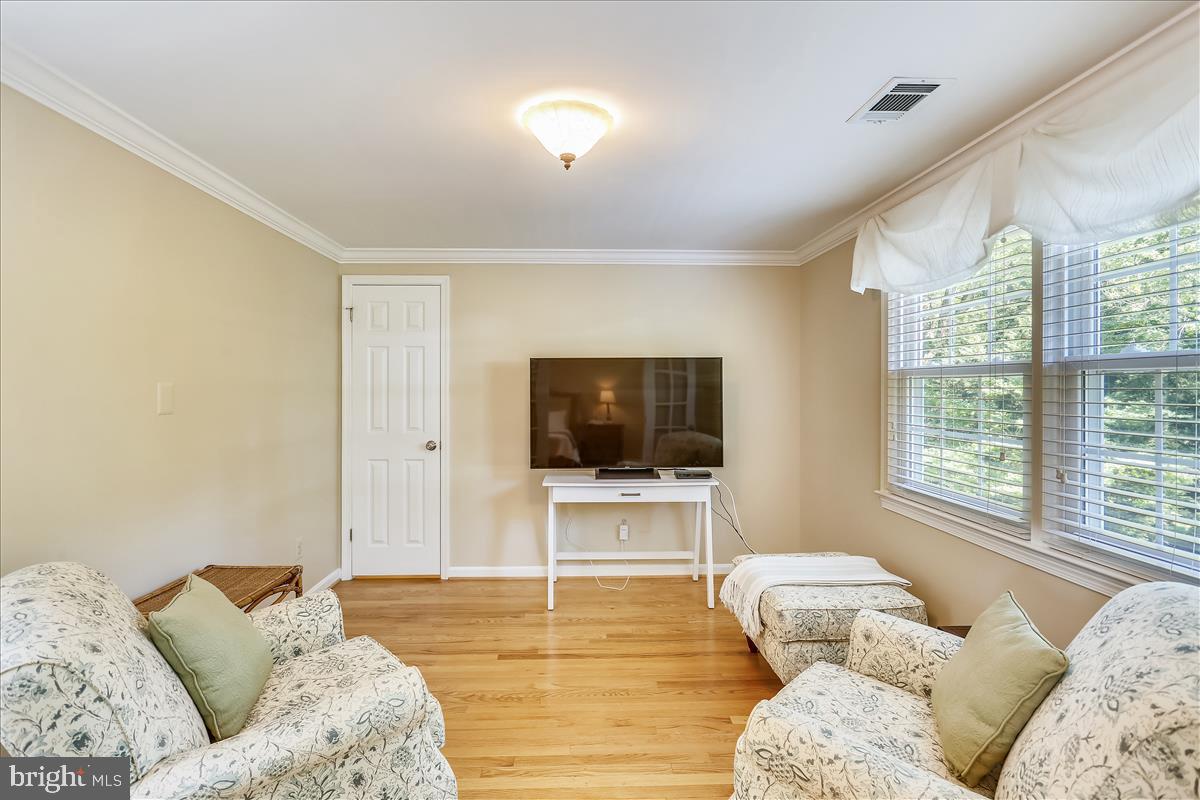 8716 Cold Spring Road Potomac, MD 20854 - Photo 32 of 64