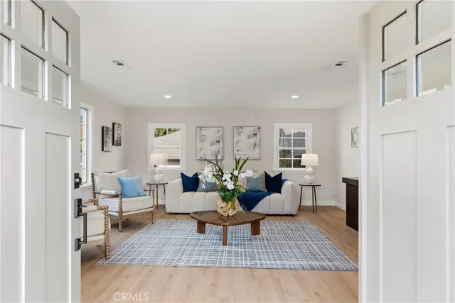 $4,800 | 274 West Laurel Avenue, Sierra Madre, CA 91024