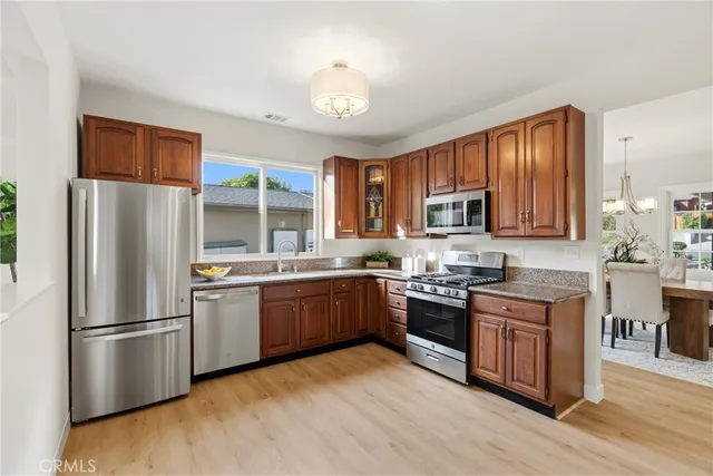 $4,800 | 274 West Laurel Avenue, Sierra Madre, CA 91024