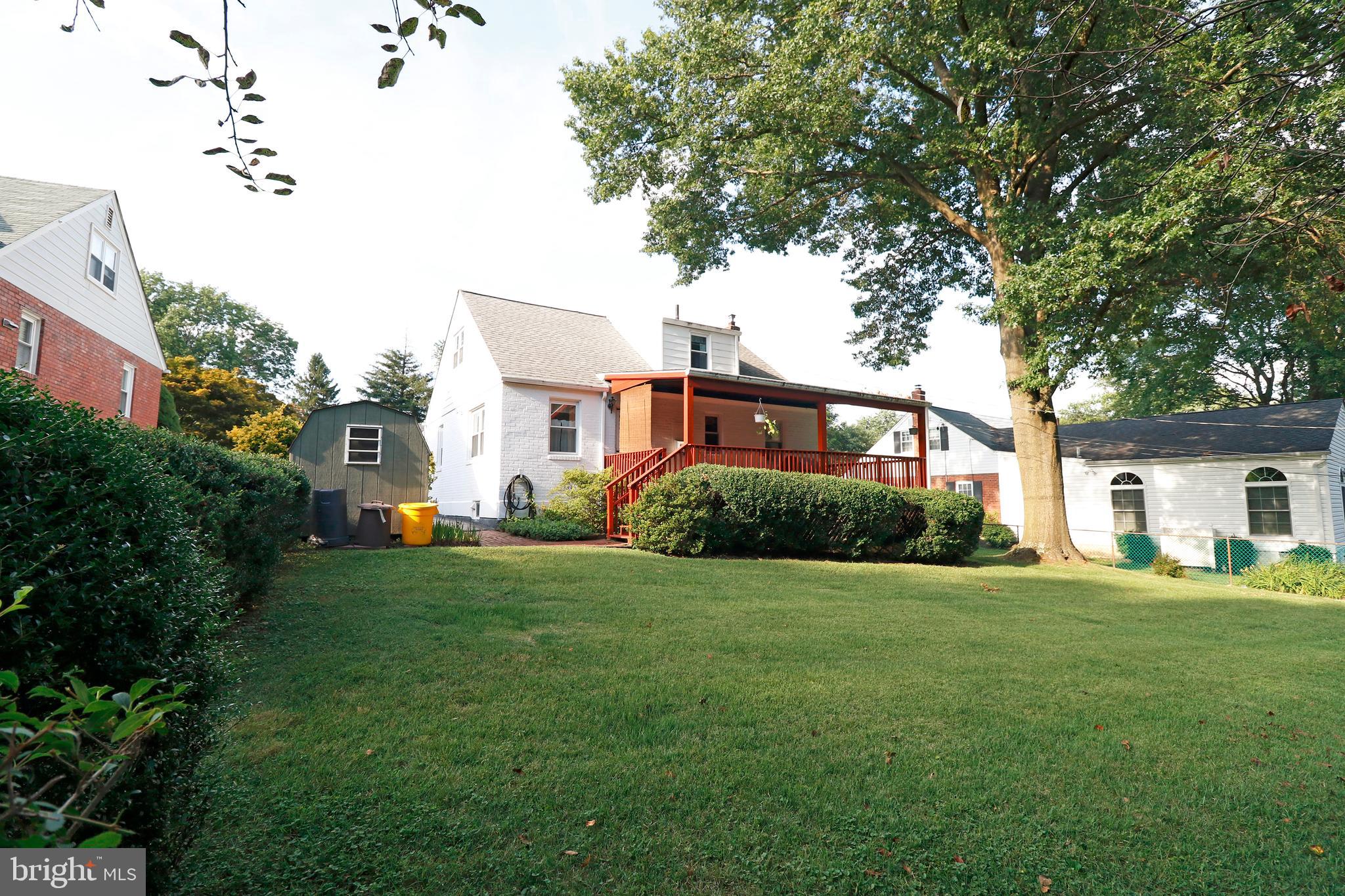 429 Granite Terrace Springfield, PA 19064 - Photo 5 of 30 Exterior Rear