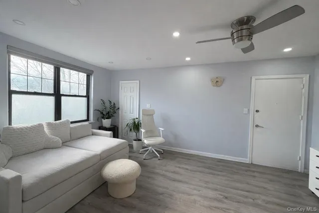 $475,000 | 71-17 Park Drive East, Unit B | Kew Gardens Hills