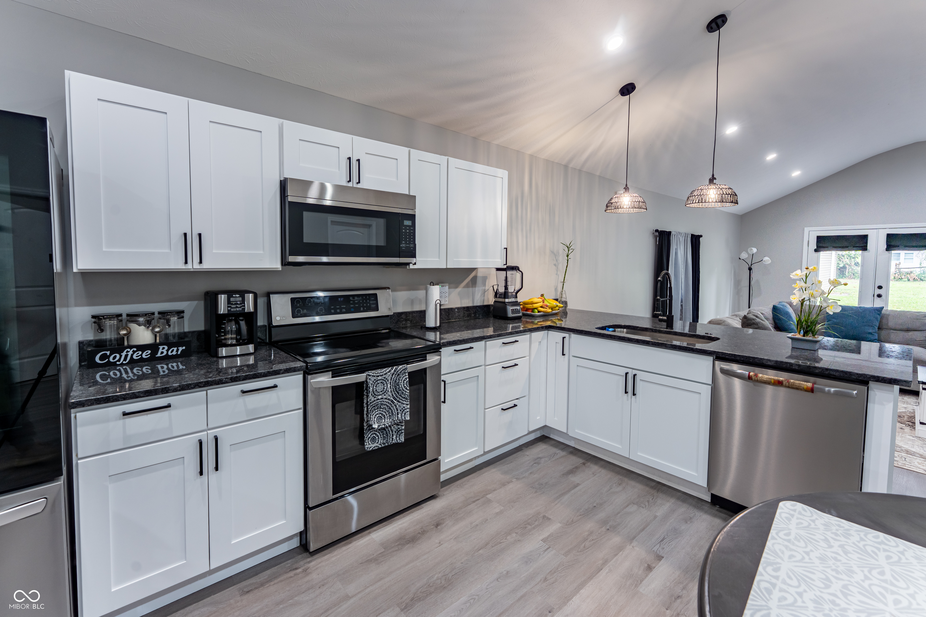 4024 Cossell Road Indianapolis, IN 46222 - Photo 8 of 30