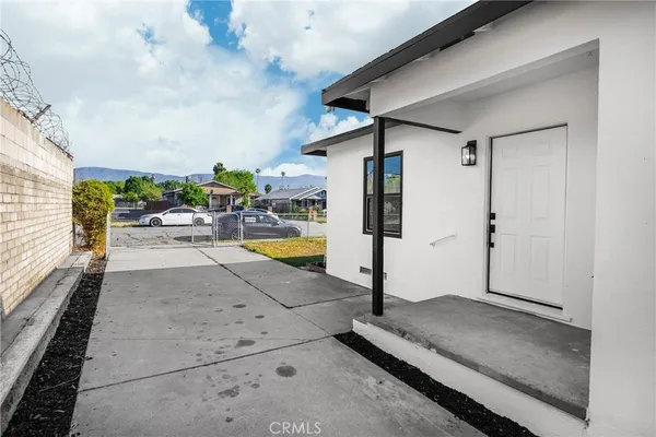 $475,000 | 1287 West 8th Street, San Bernardino, CA 92411