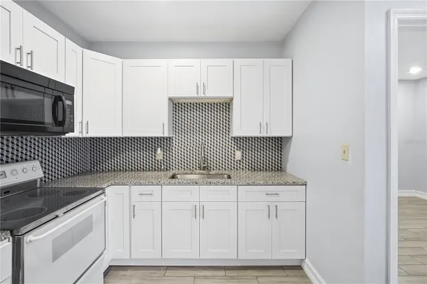 $1,300 | 1411 East 24th Avenue, Unit B, Tampa, FL 33605