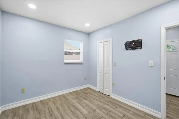 $1,300 | 1411 East 24th Avenue, Unit B, Tampa, FL 33605