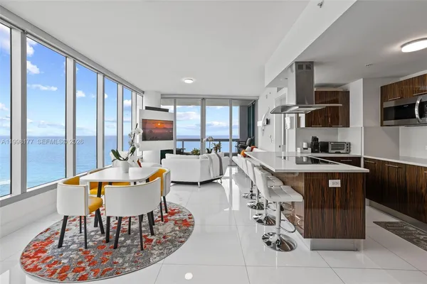 $15,000 | 6899 Collins Avenue, Unit 1905, Miami Beach, FL 33141
