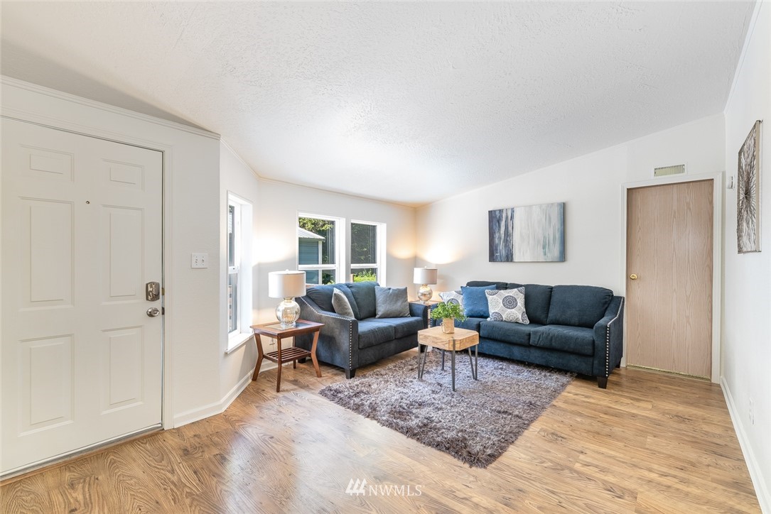 183 East Union Ridge Loop Road Union, WA 98592 - Photo 5 of 40 Gallery Image 5