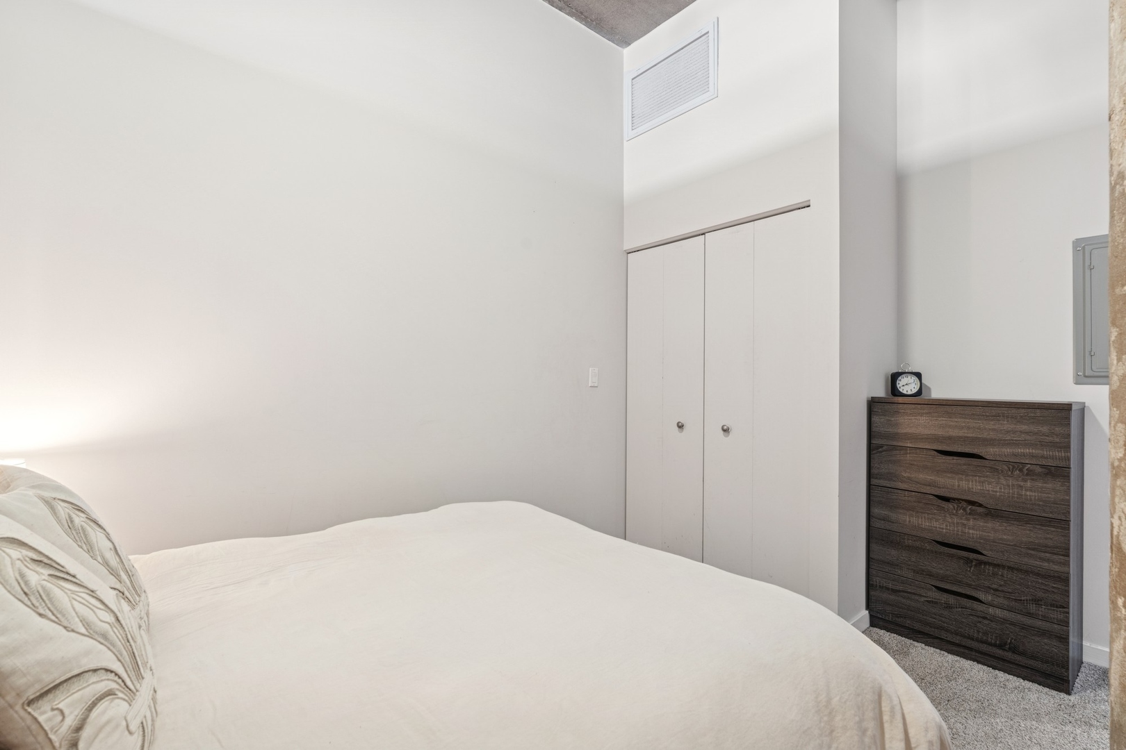 1069 West 14th Place, Unit 333 Chicago, IL 60608 - Photo 12 of 16