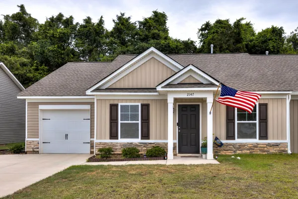 $216,000 | 2147 Stillpointe Drive, Sumter, SC 29154