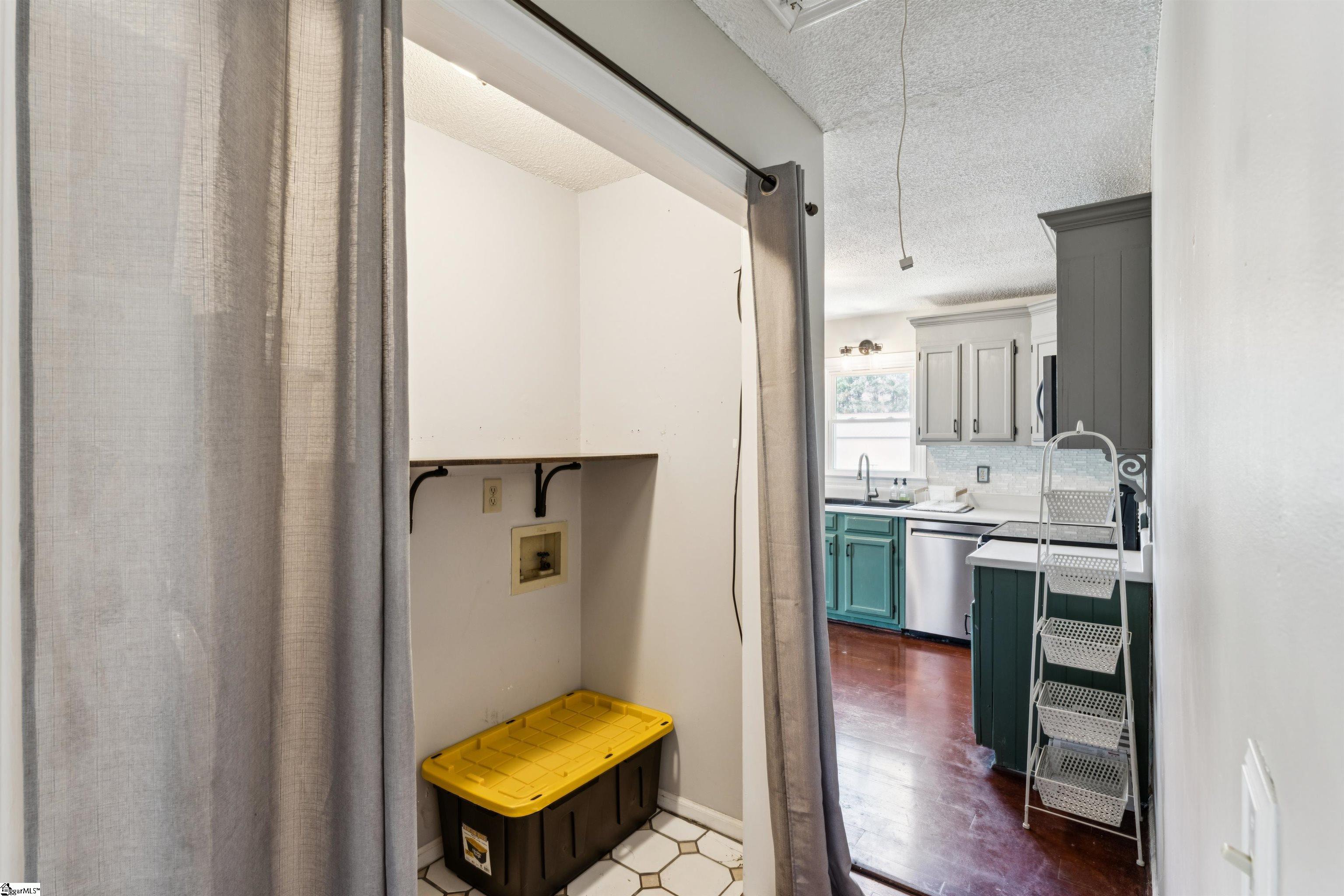 713 Jameson Road Easley, SC 29640 - Photo 13 of 41