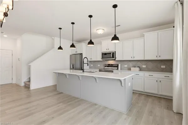 $347,000 | 1891 Gatehouse Vw Drive, Winston-Salem, NC 27127