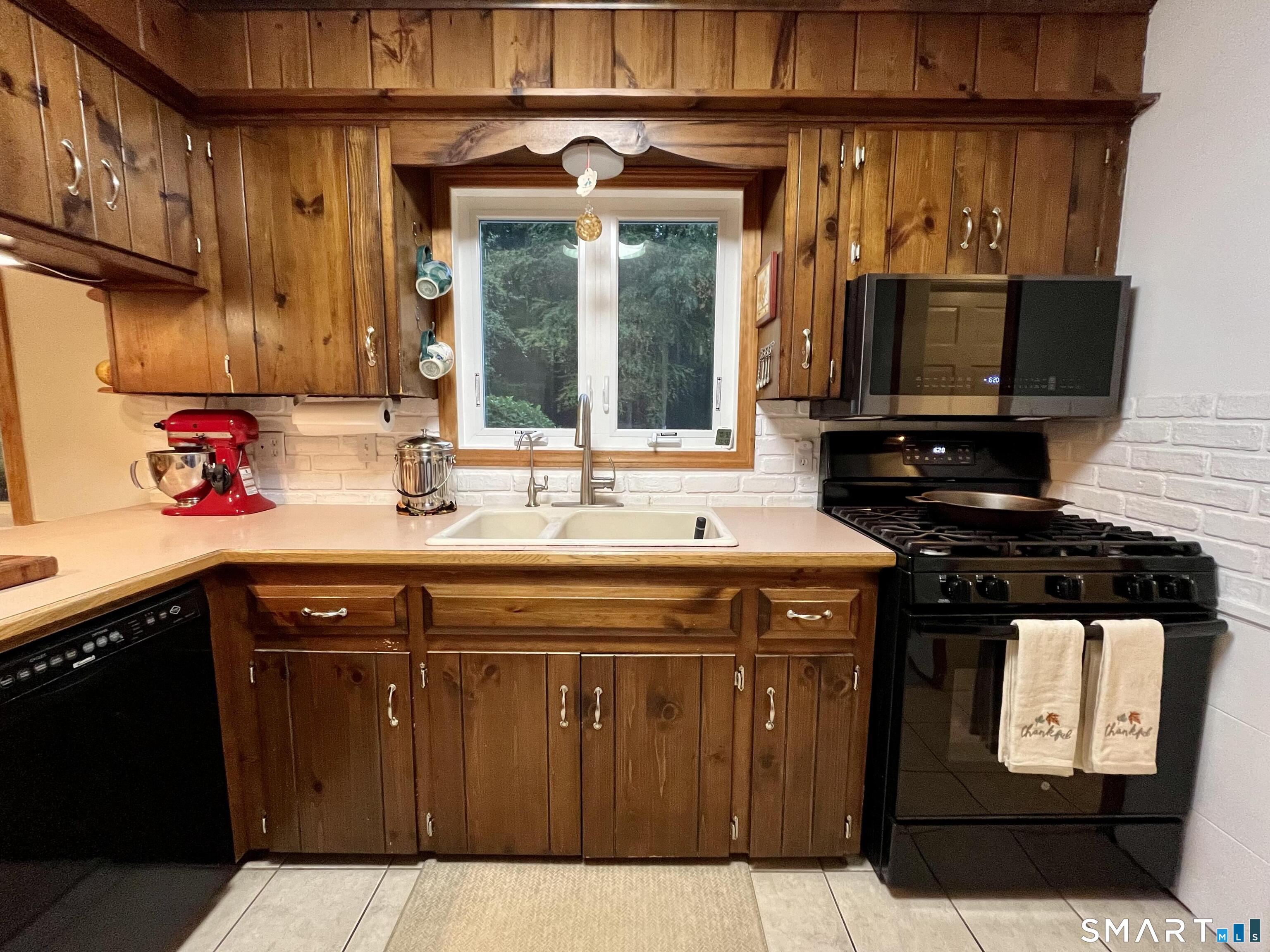 26 Forest Road Stafford, CT 06076 - Photo 25 of 29 Gallery Image 25