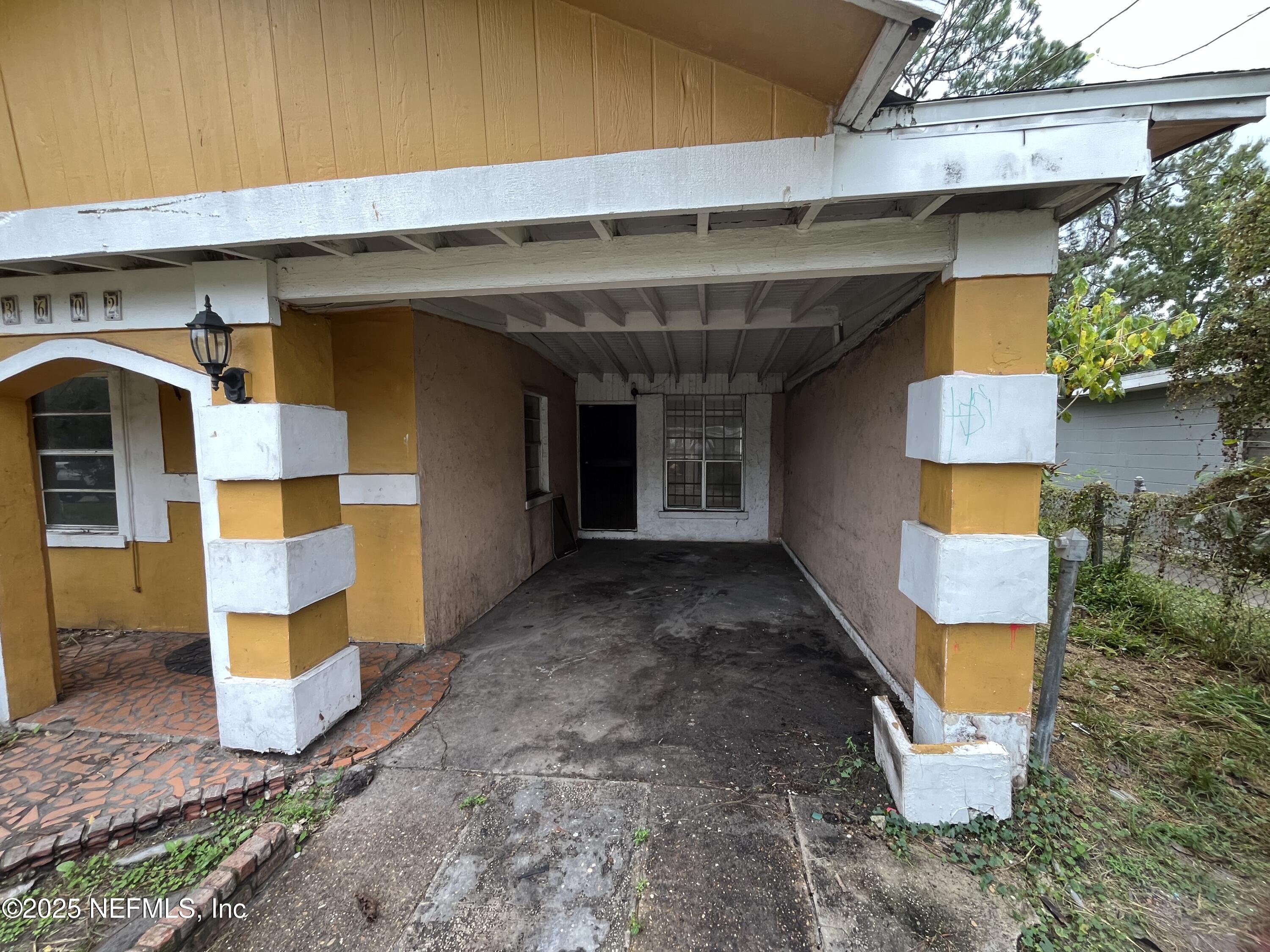 3602 Ardisia Road Jacksonville, FL 32209 - Photo 2 of 24 IMG_4266 copy