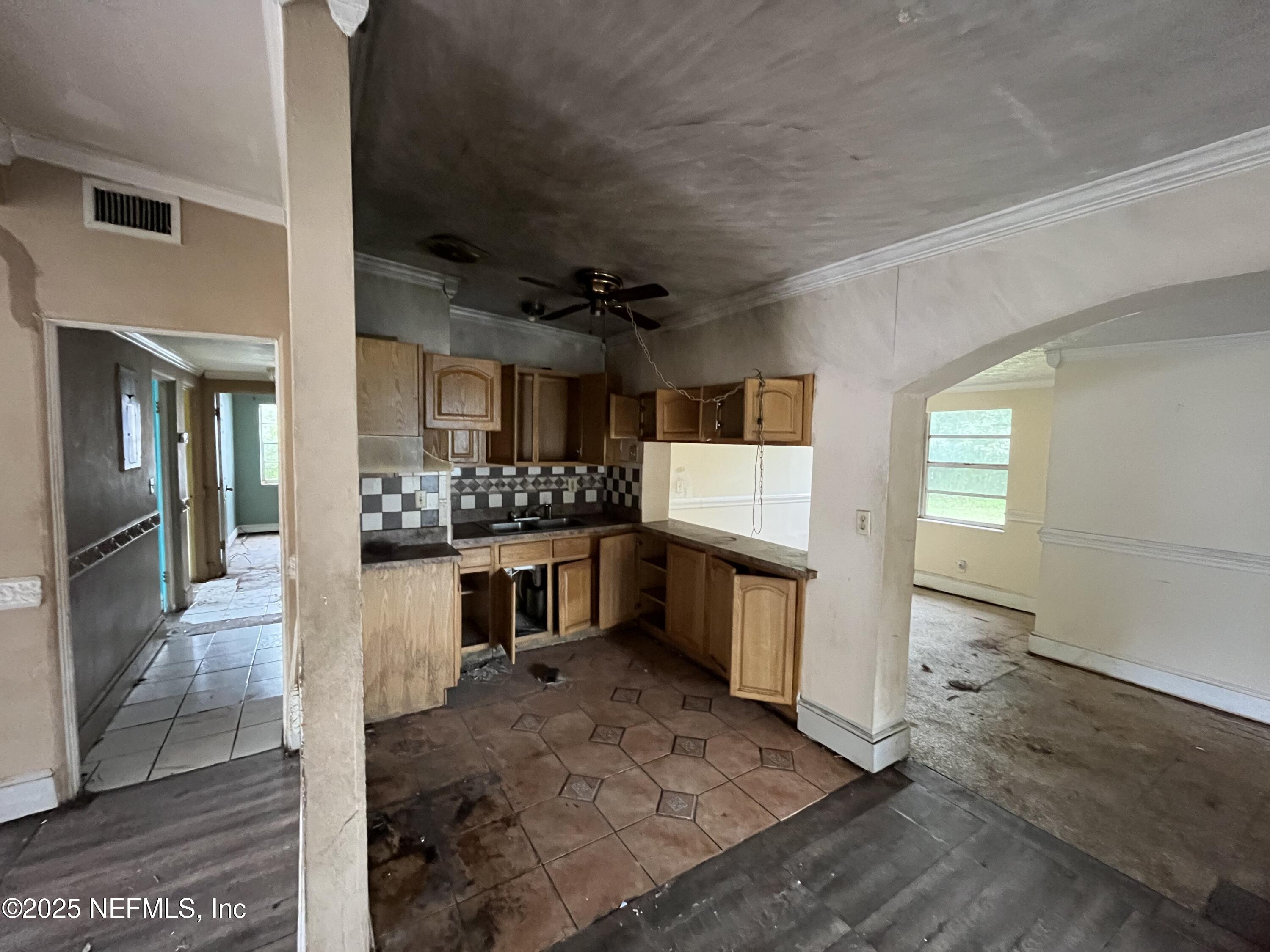 3602 Ardisia Road Jacksonville, FL 32209 - Photo 9 of 24 IMG_4272 copy