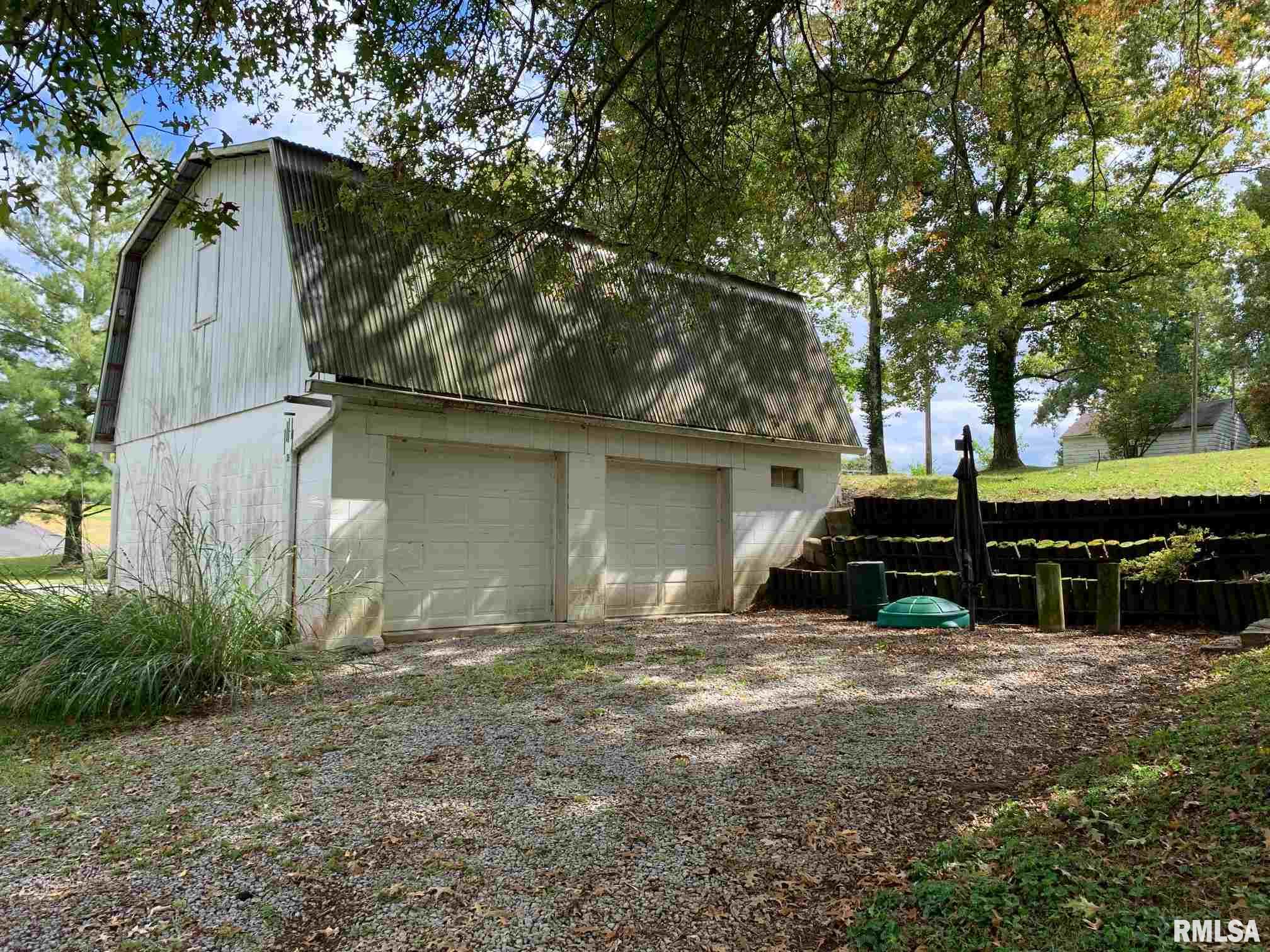 1640 North Reed Station Road Carbondale, IL 62901 - Photo 5 of 40